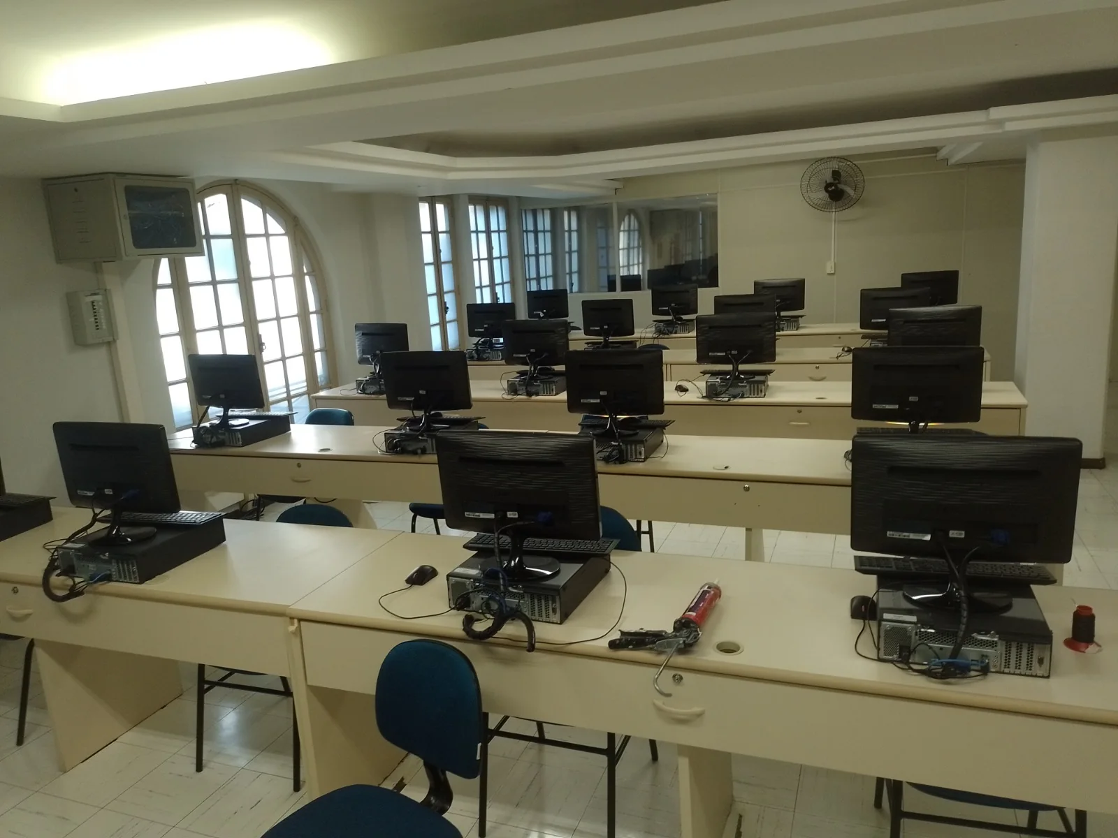 Ambientes corporativos e comerciais - projeto 5